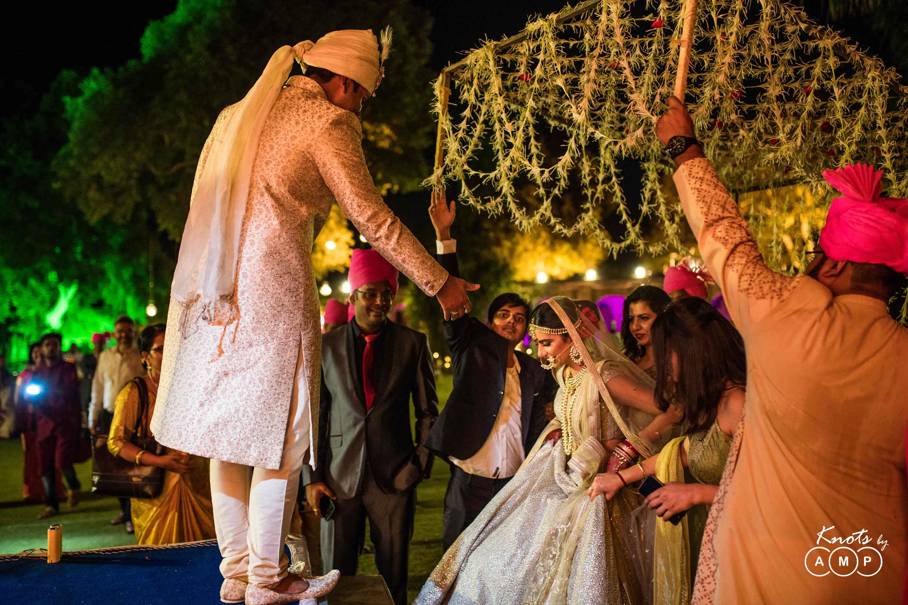 Jodhpur-Wedding-at-Bal-Samand-Lake-Palace-3-40