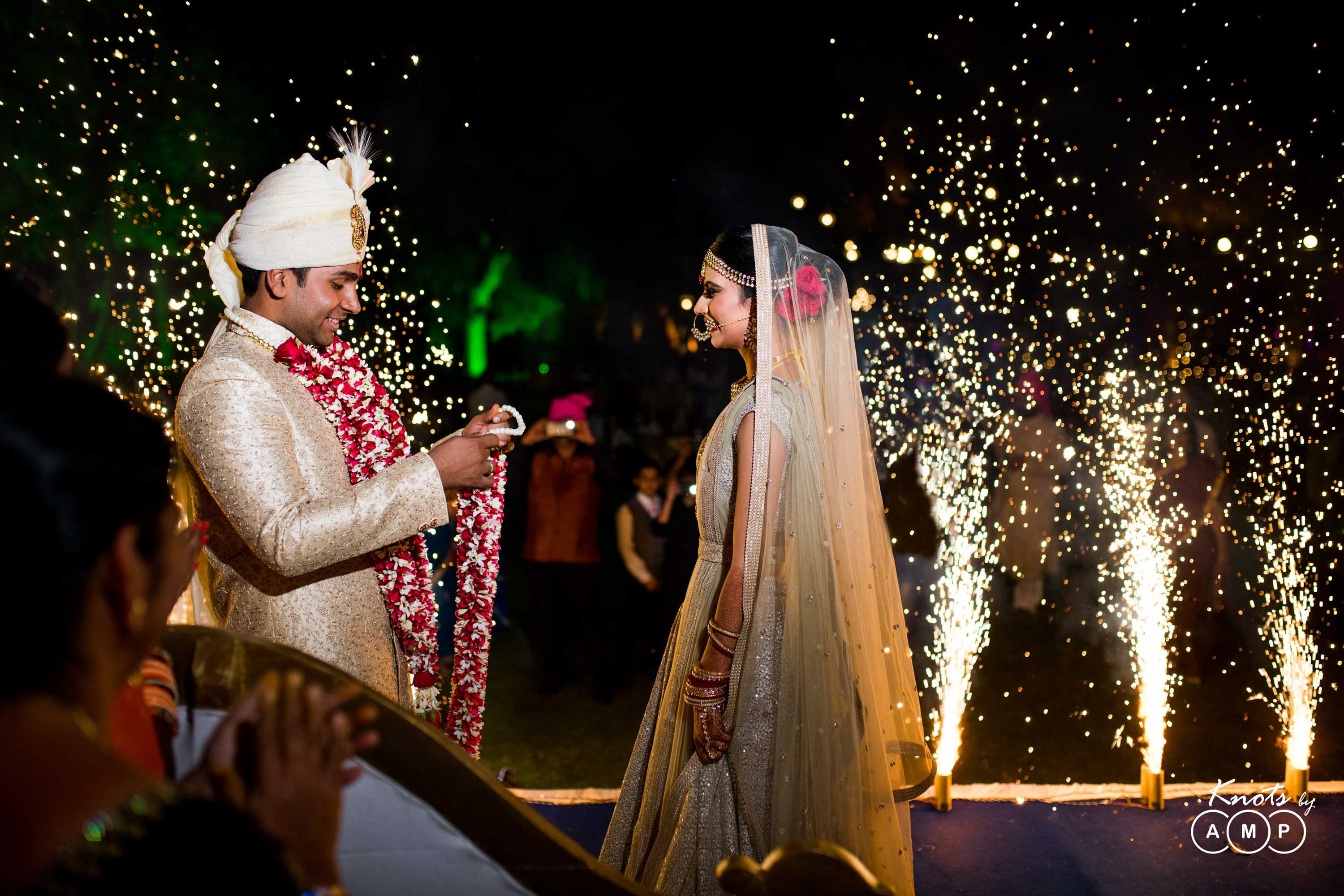 Jodhpur-Wedding-at-Bal-Samand-Lake-Palace-3-45