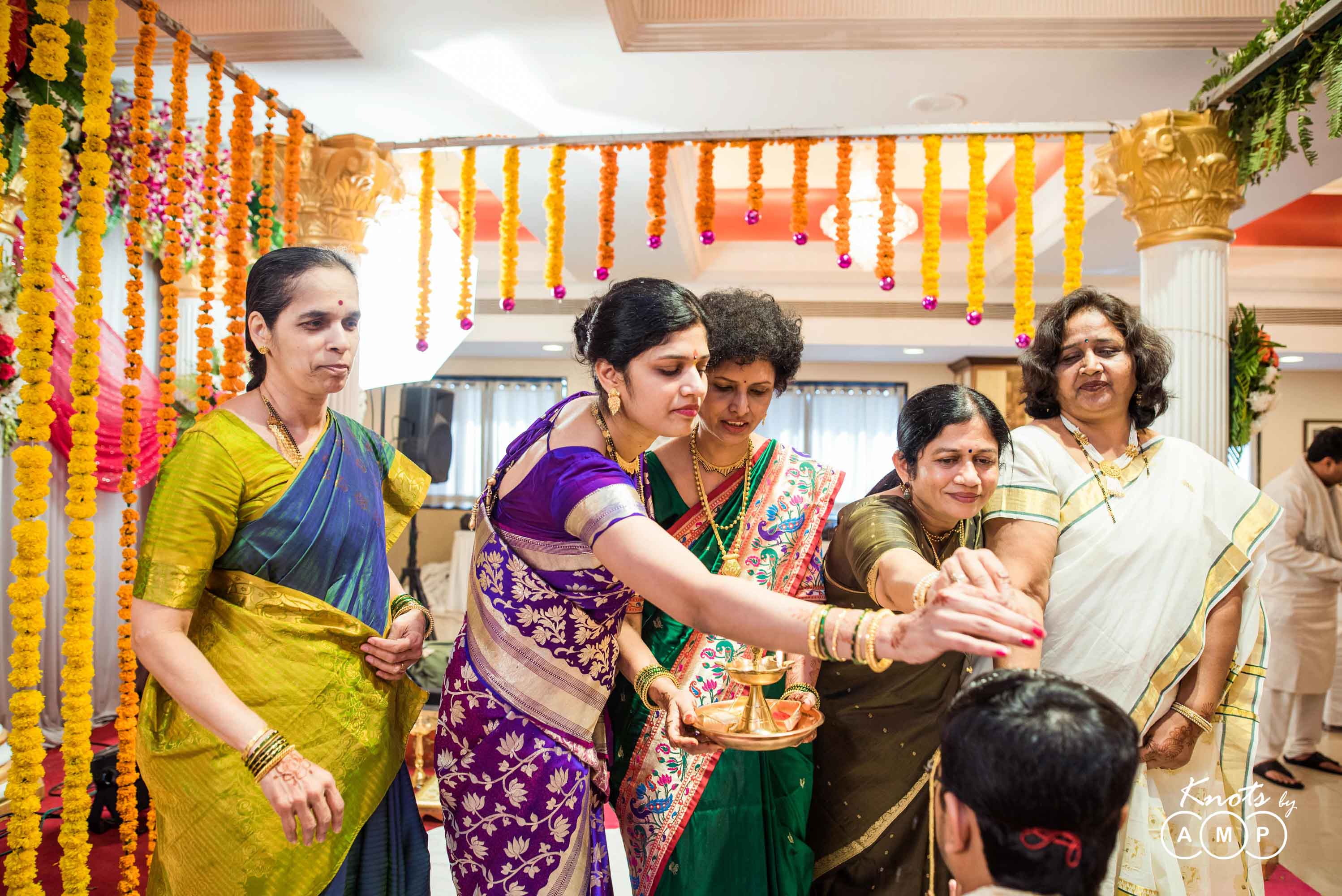 Maharashtrian-Wedding-at-Tip-Top-PlazaThane-13