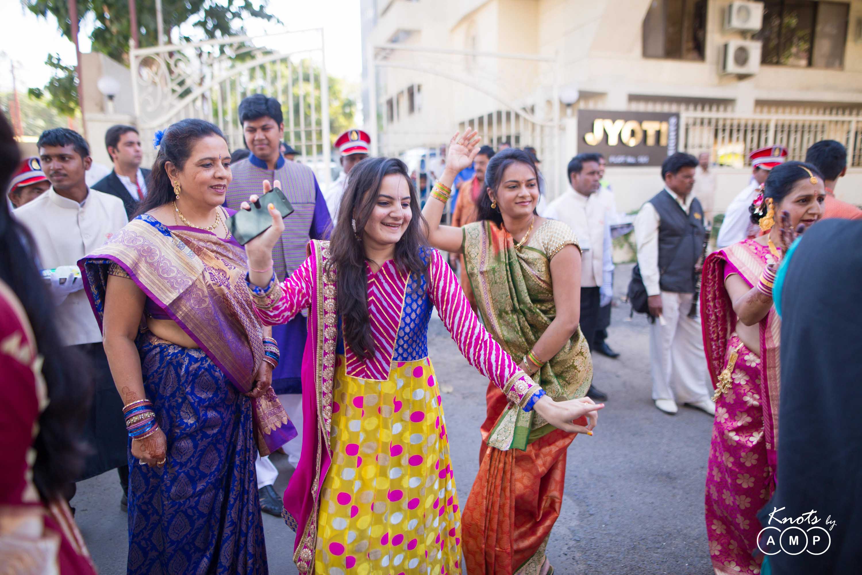 Gujarati-Wedding-at-Acres-Club-Mumbai-22