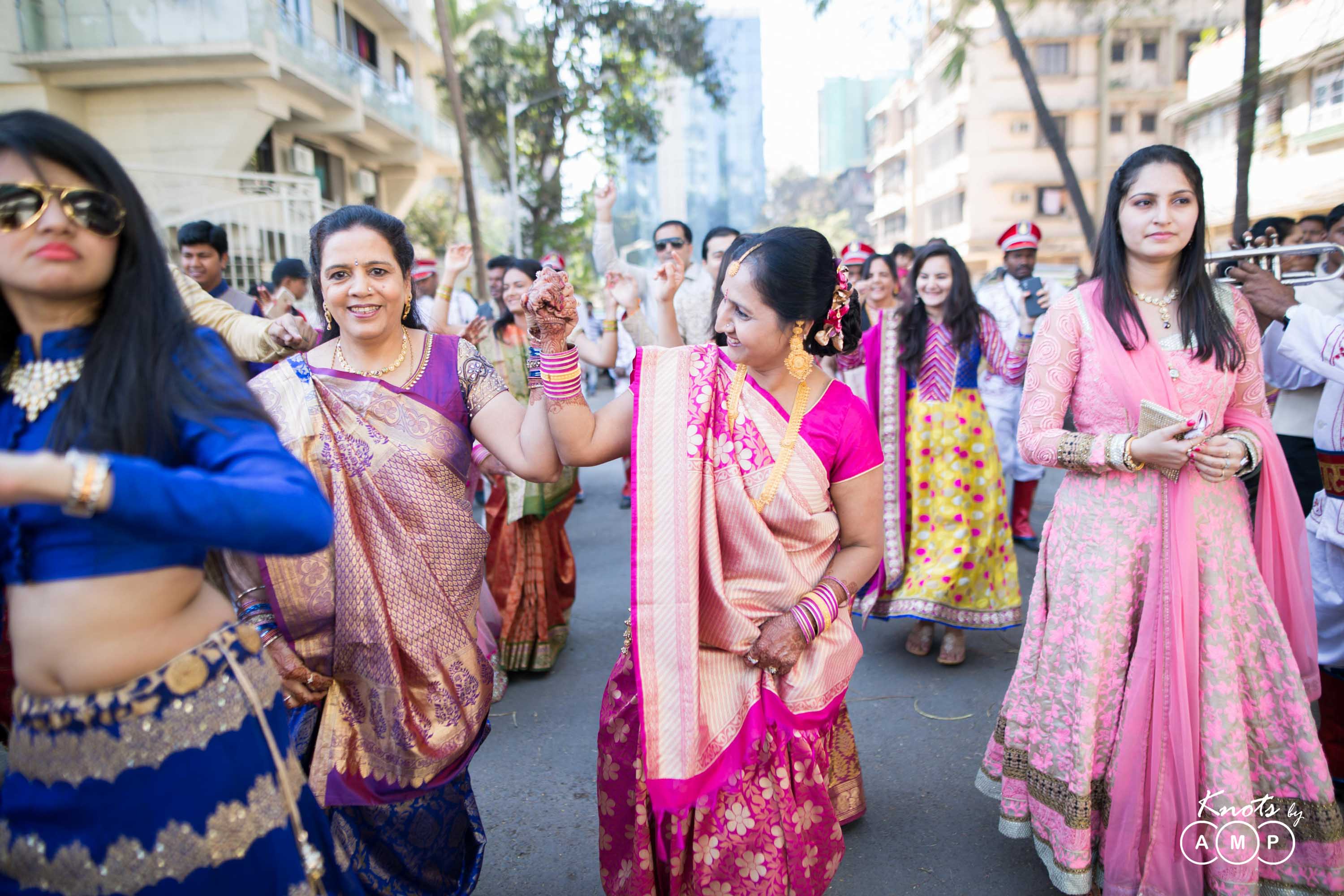 Gujarati-Wedding-at-Acres-Club-Mumbai-24