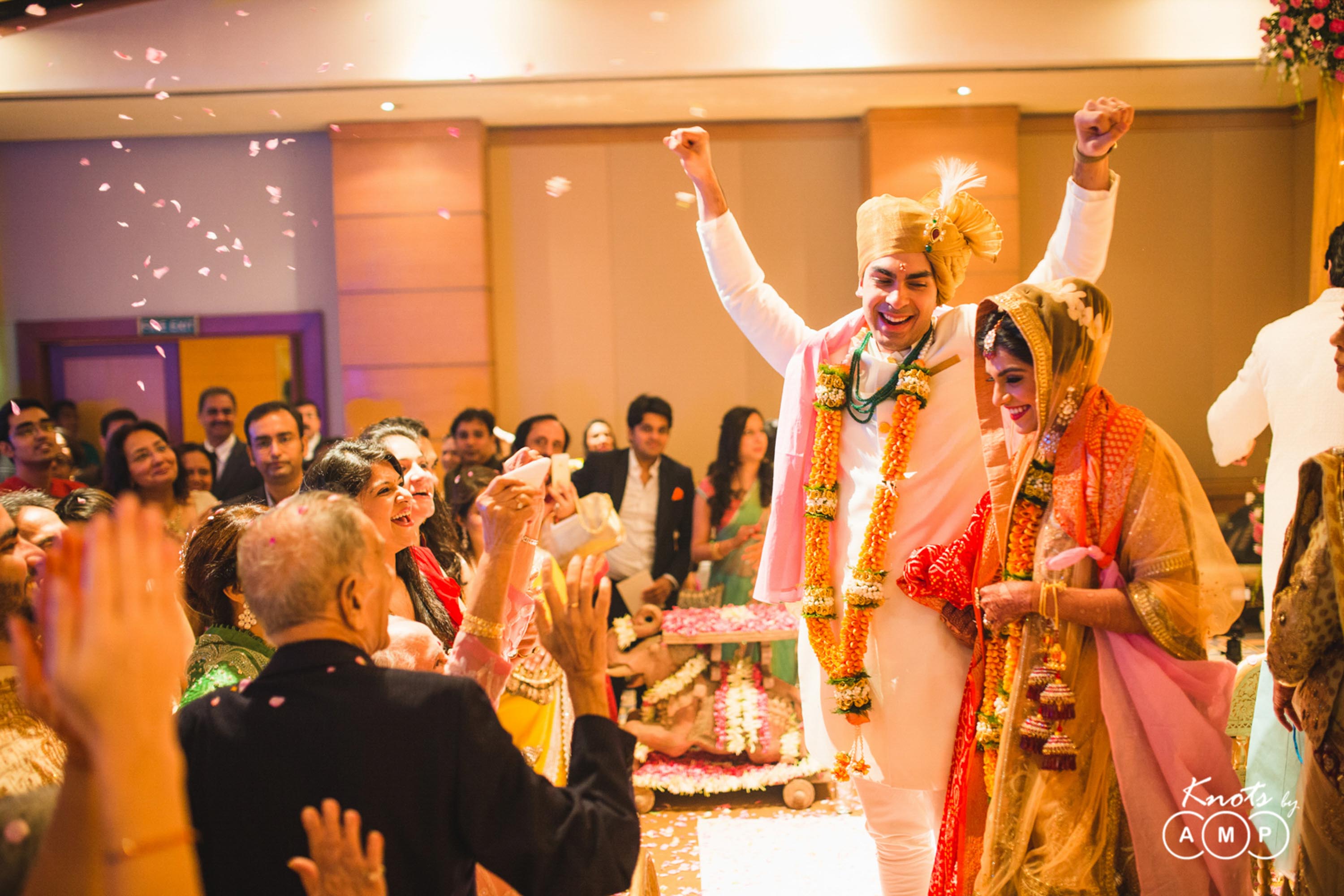 Punjabi-Gujarati-Wedding-at-Taj-VivantaMumbai-125