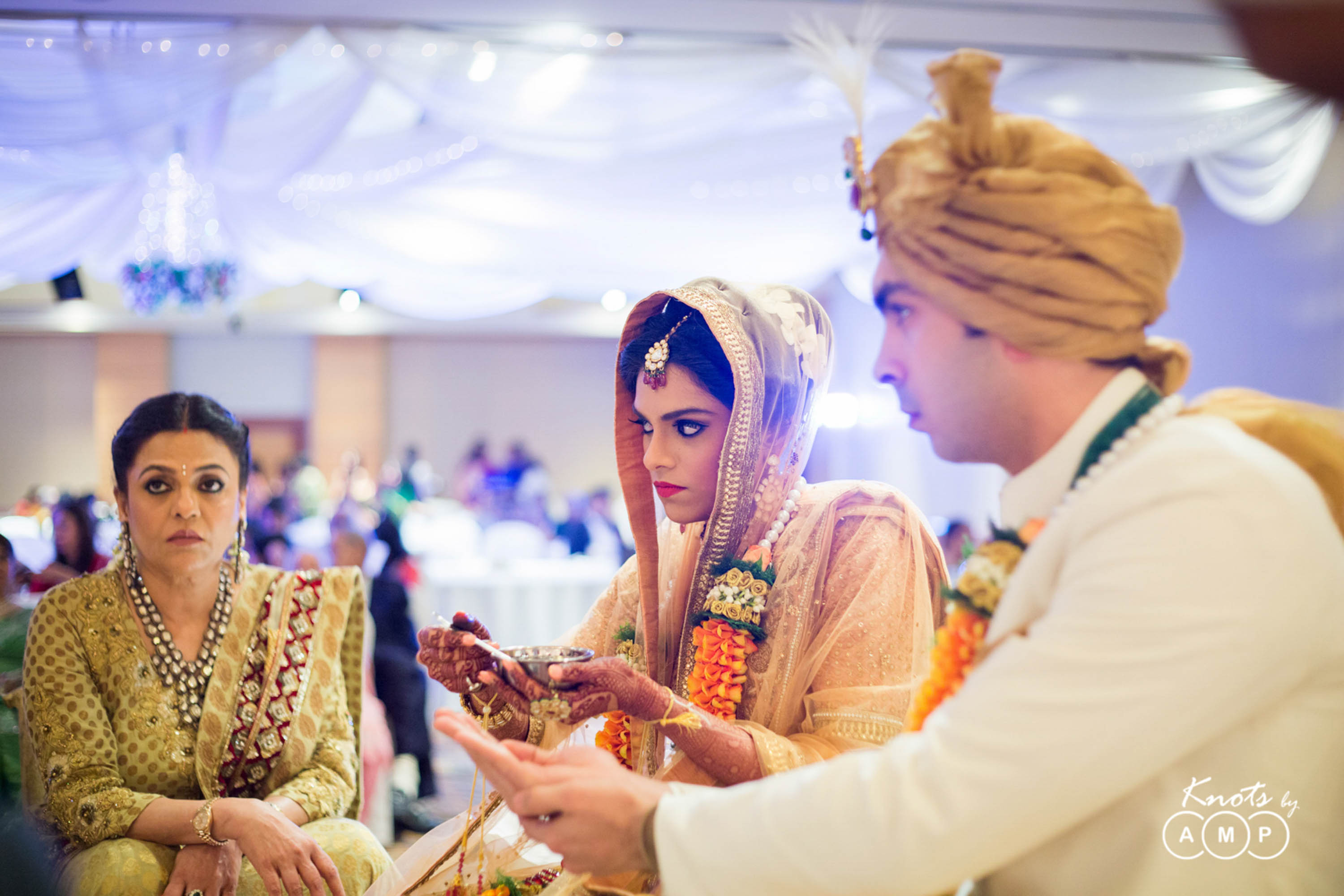 Punjabi-Gujarati-Wedding-at-Taj-VivantaMumbai-97