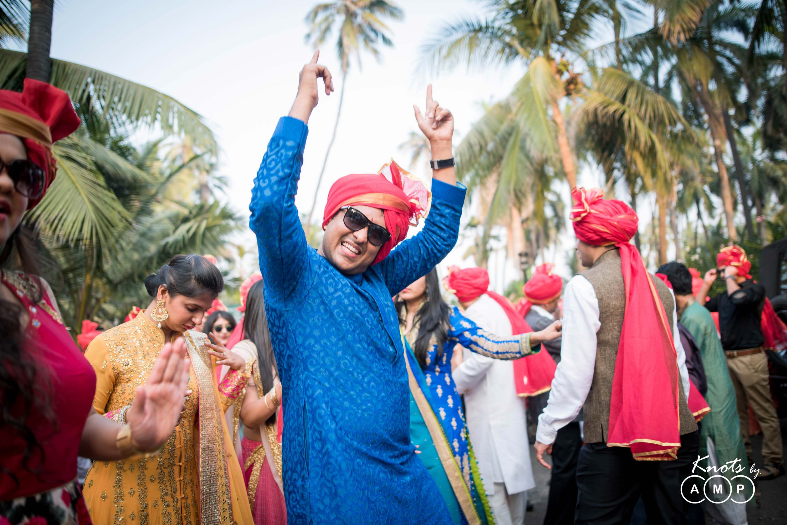 Gujarati-Marwari-Wedding-at-The-Retreat-Madh-Island-4-27