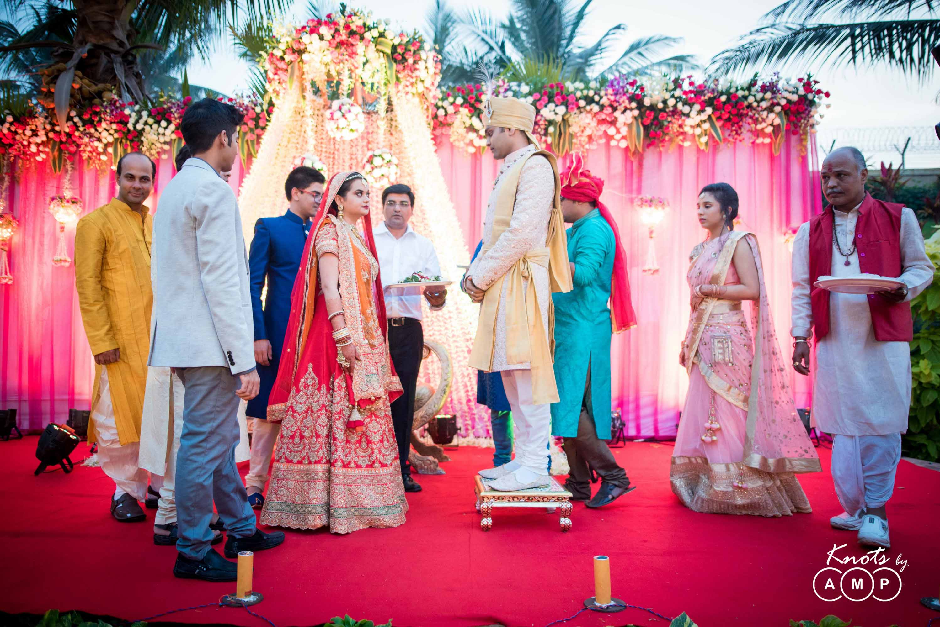 Gujarati-Marwari-Wedding-at-The-Retreat-Madh-Island-4-81