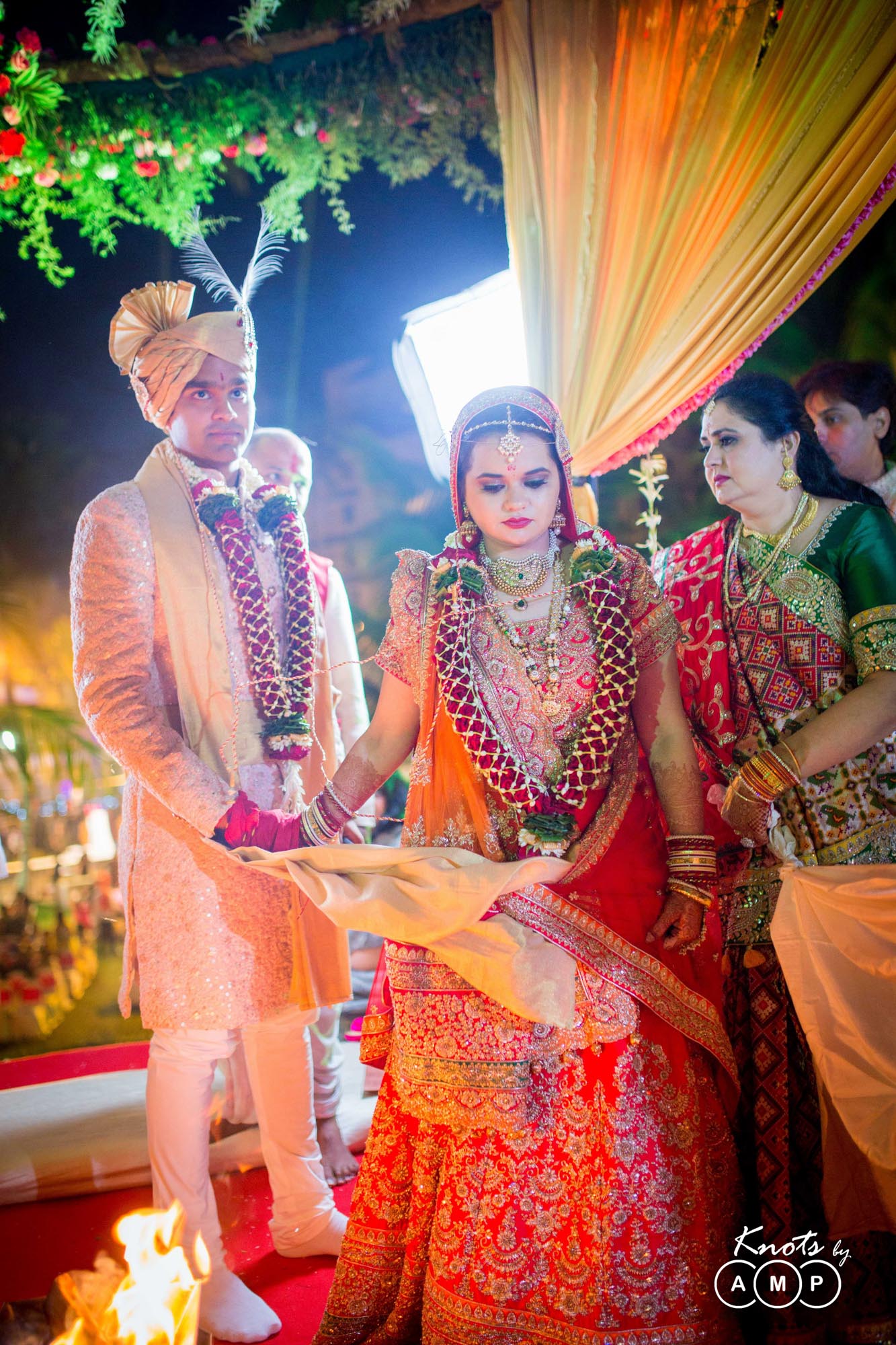Gujarati-Marwari-Wedding-at-The-Retreat-Madh-Island-4-94