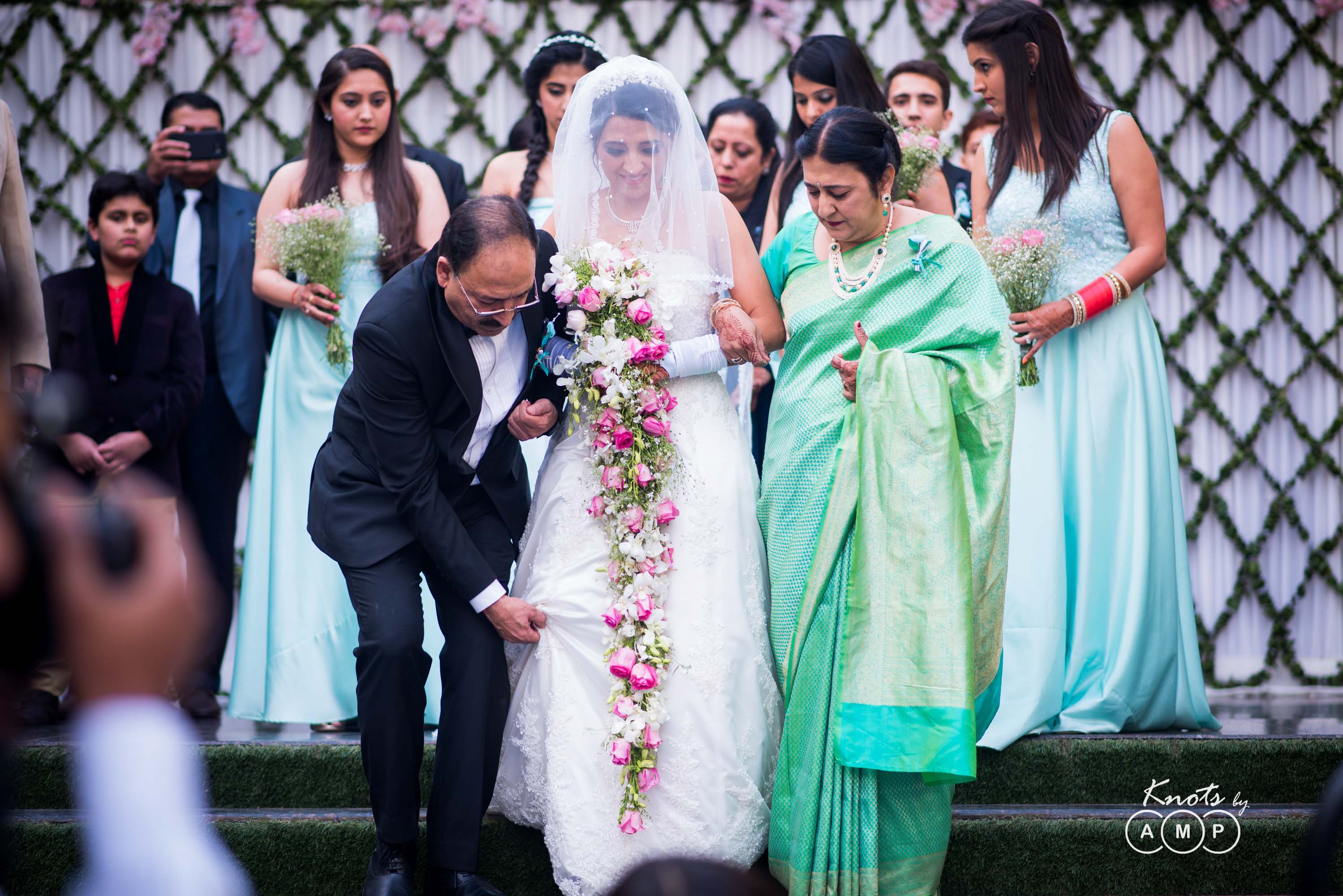 White-Wedding-in-Delhi-4-4
