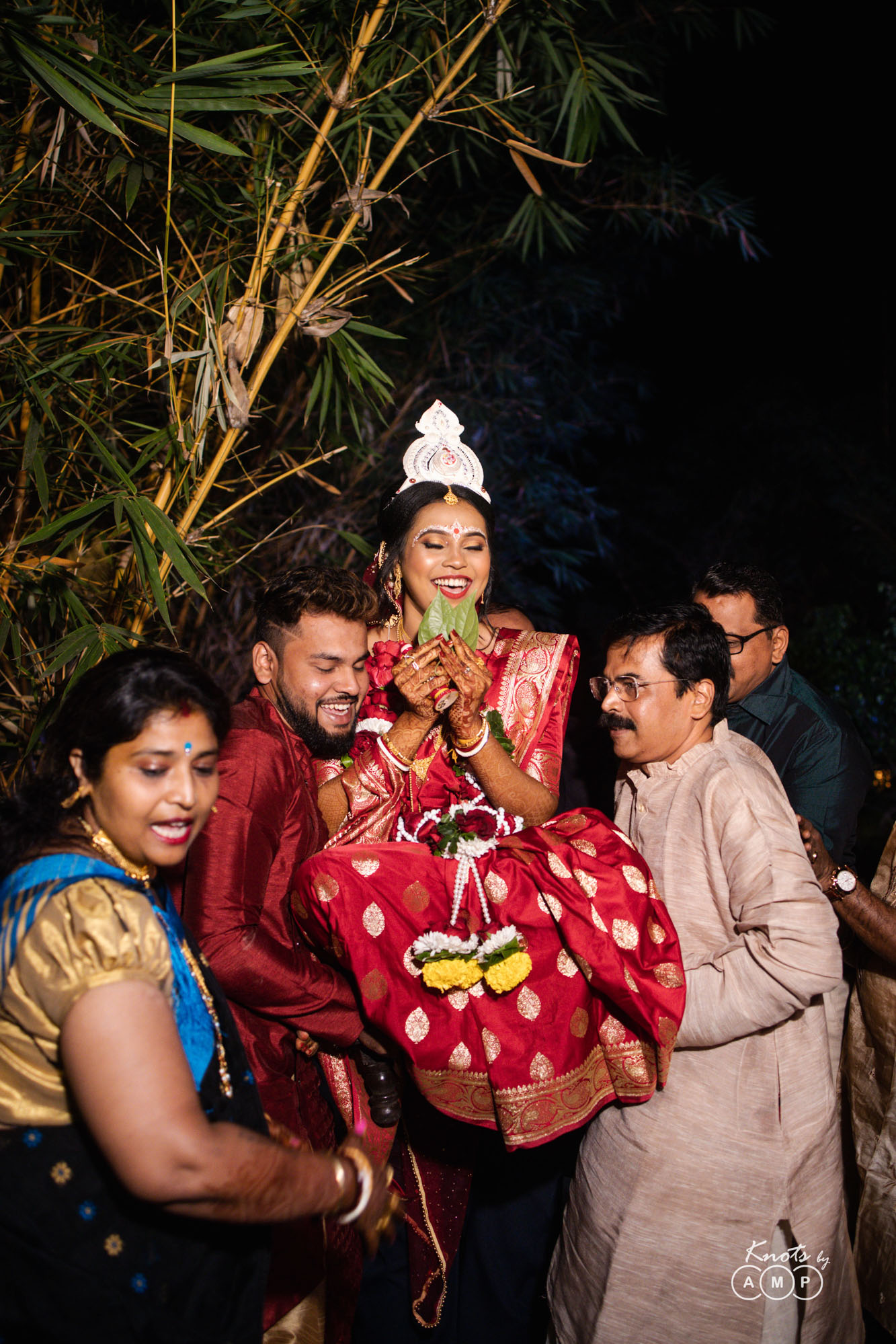 Intimate-Bengali-Wedding-at-Basho-Bougainvillea-Resort-Karjat-100-of-144