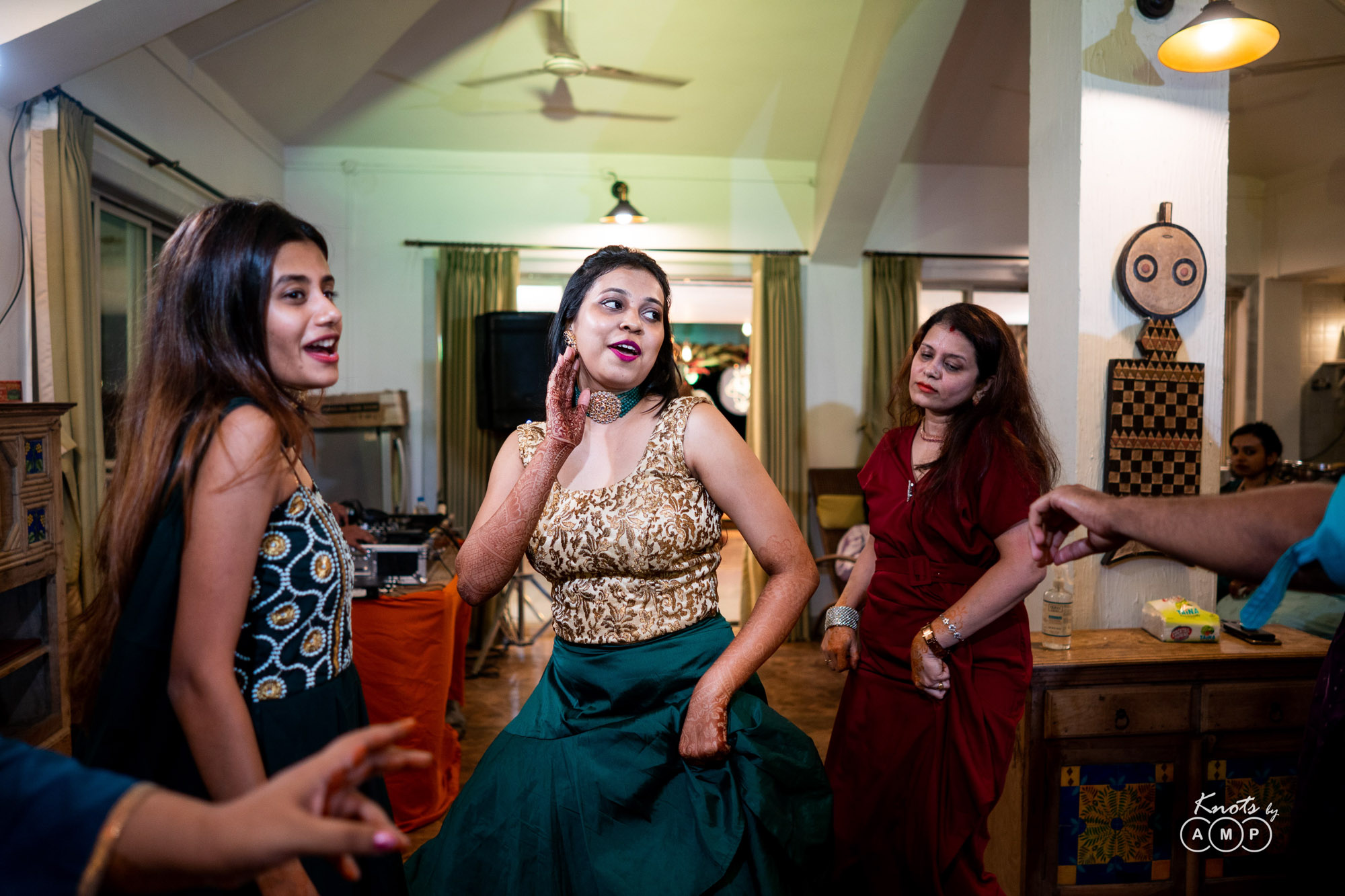 Intimate-Bengali-Wedding-at-Basho-Bougainvillea-Resort-Karjat-20-of-144