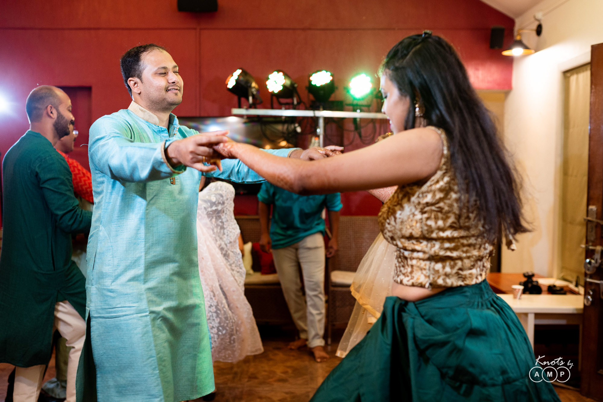 Intimate-Bengali-Wedding-at-Basho-Bougainvillea-Resort-Karjat-22-of-144