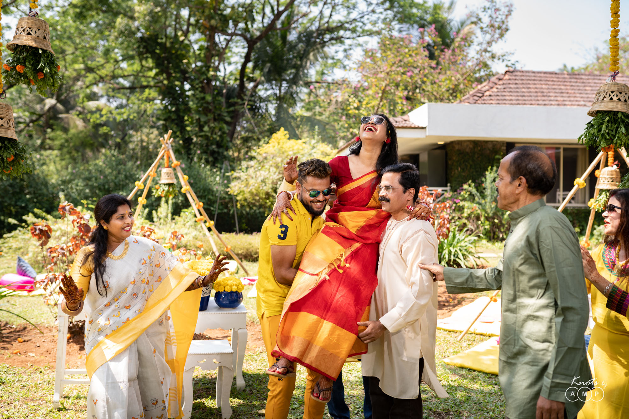 Intimate-Bengali-Wedding-at-Basho-Bougainvillea-Resort-Karjat-47-of-144