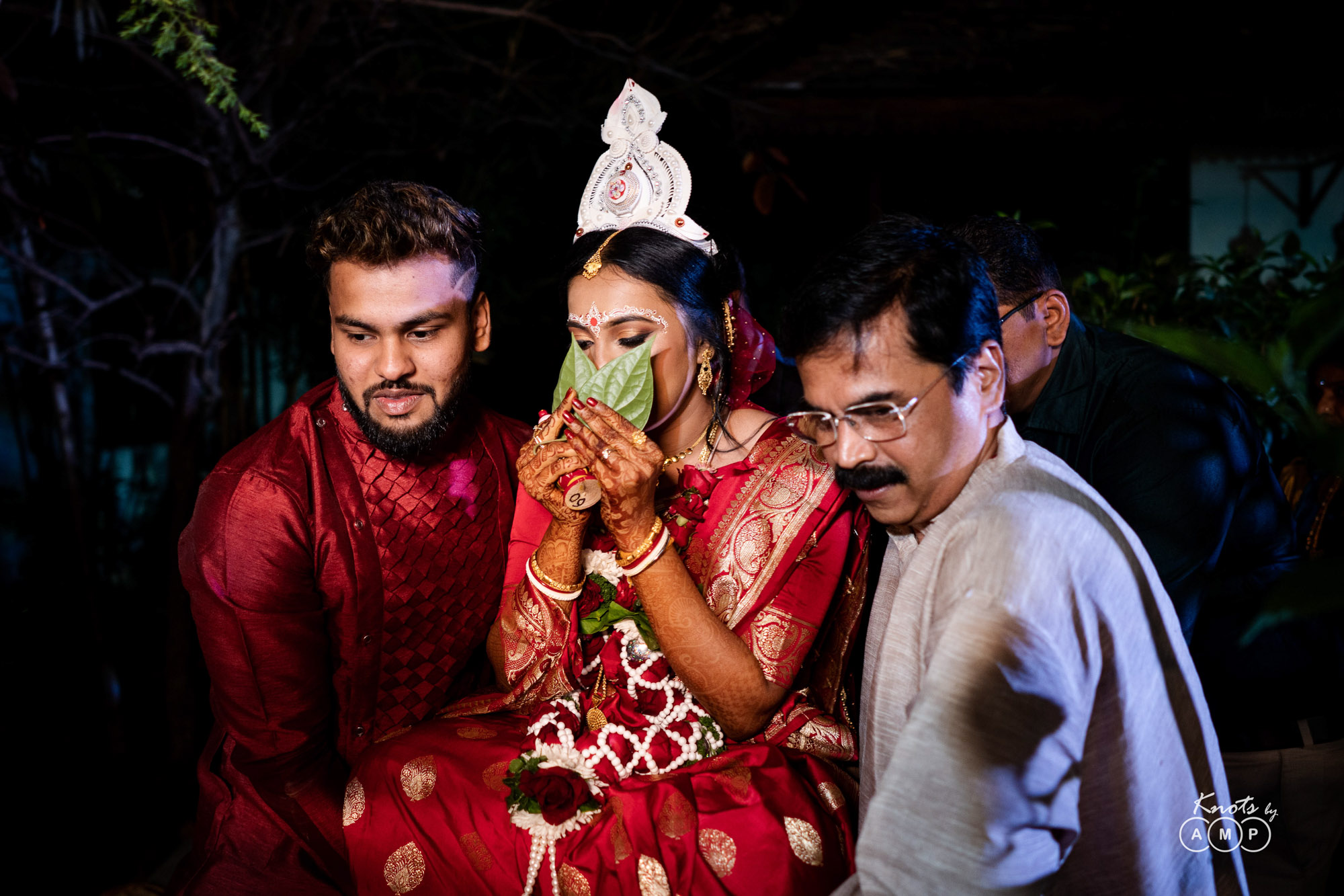 Intimate-Bengali-Wedding-at-Basho-Bougainvillea-Resort-Karjat-97-of-144