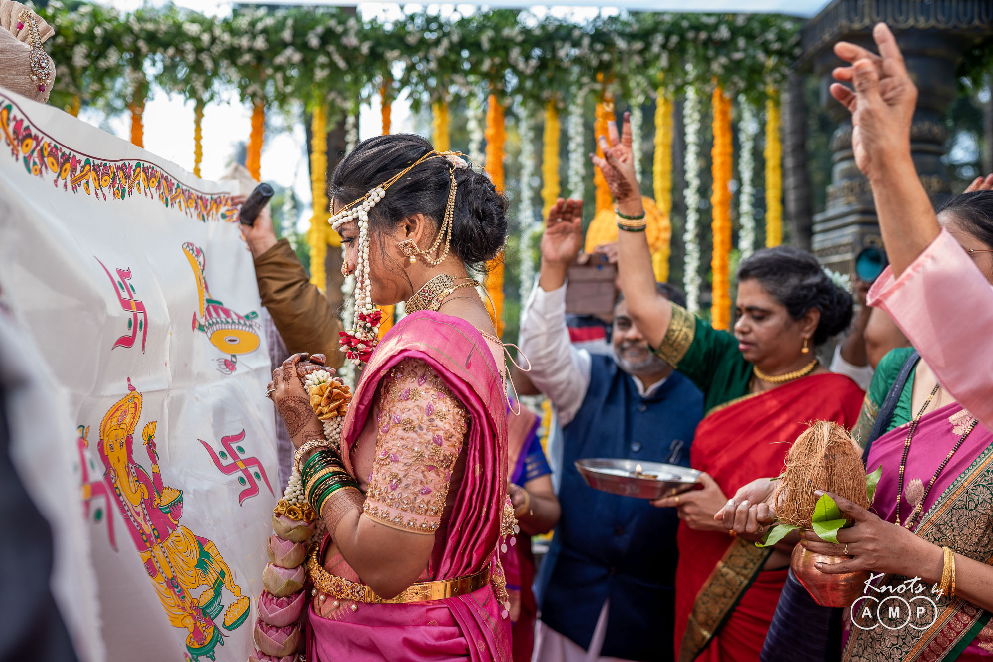 Maharashtrian-Telugu-Wedding-at-Pandit-Farms-Pune-66-of-135